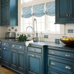 Mavi vintage mutfak dolabı