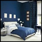Koyu mavi yatak odası dizaynı
