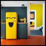 Sarı renkli buzdolabı
